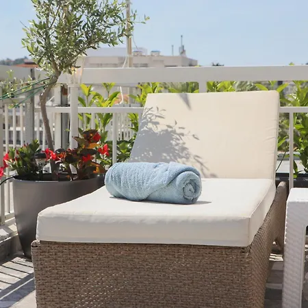 Sunset Garden Perea- Sea View Appartamento