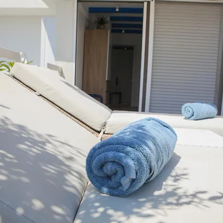 Sunset Garden Perea- Sea View Appartamento